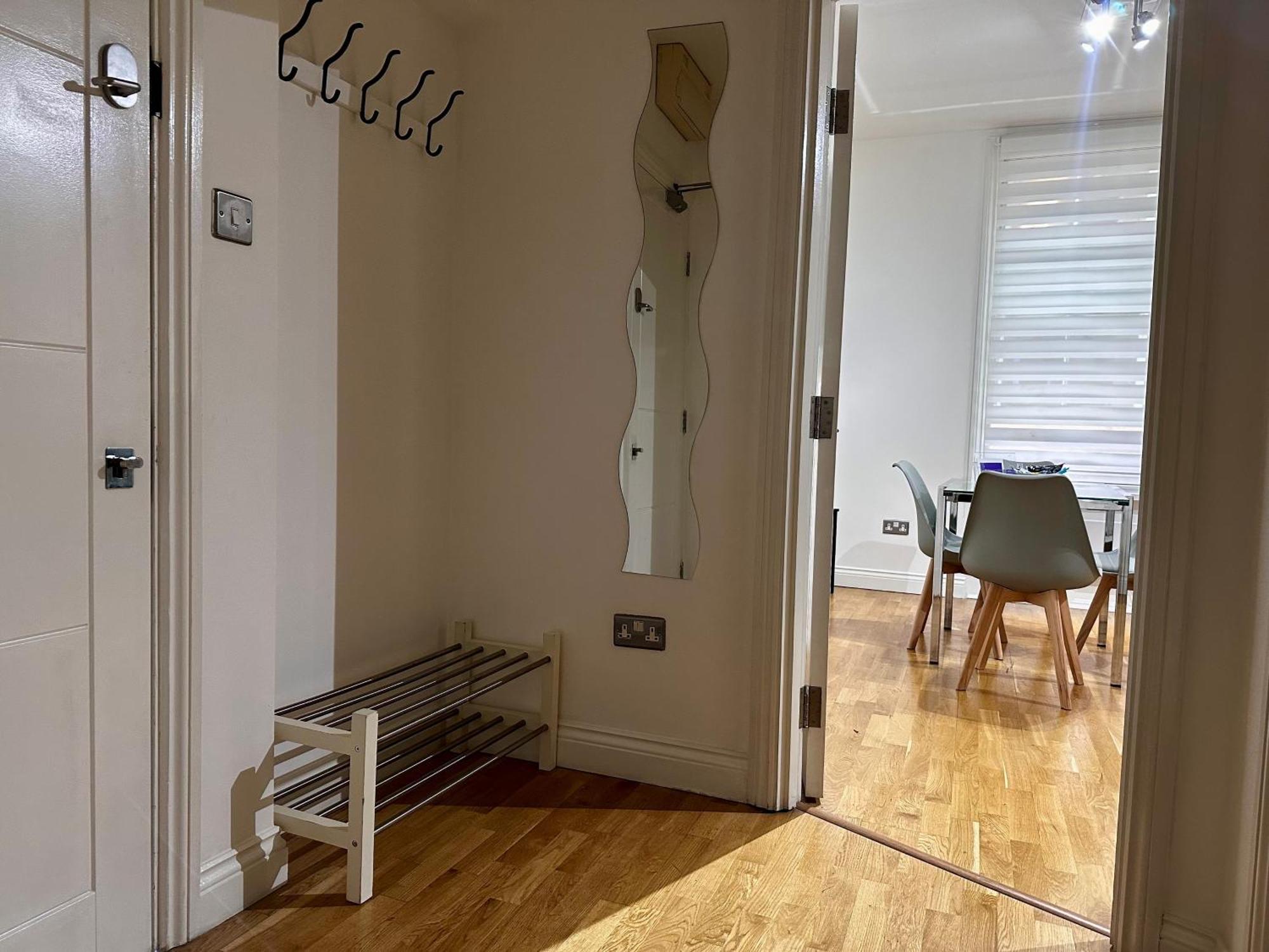 Apt 1, Soho Apartments 1St Floor By Indigo Flats Лондон Екстер'єр фото