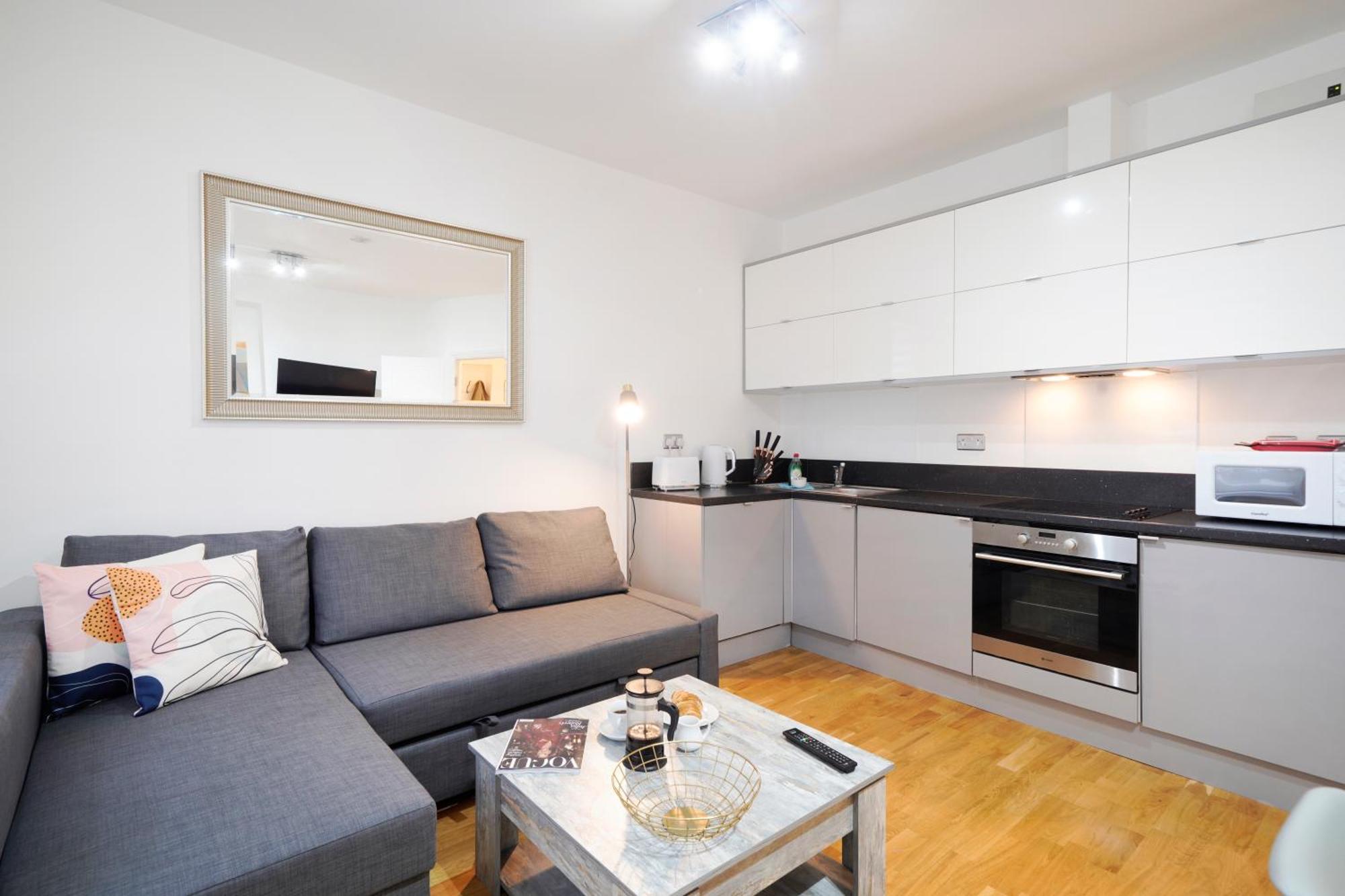Apt 1, Soho Apartments 1St Floor By Indigo Flats Лондон Екстер'єр фото